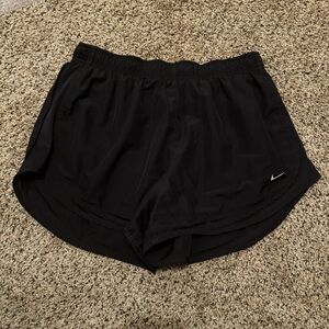 Women’s black Nike shorts XL